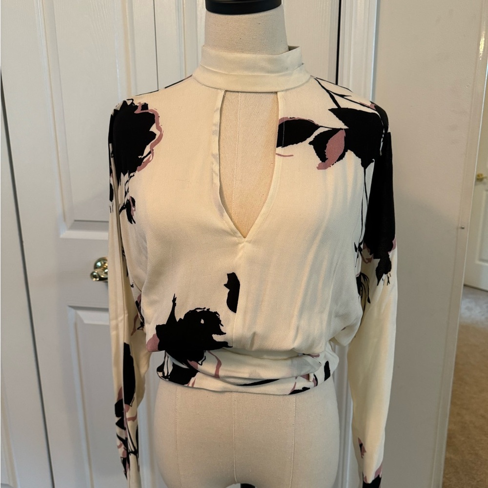 Beautiful Free People blouse, small